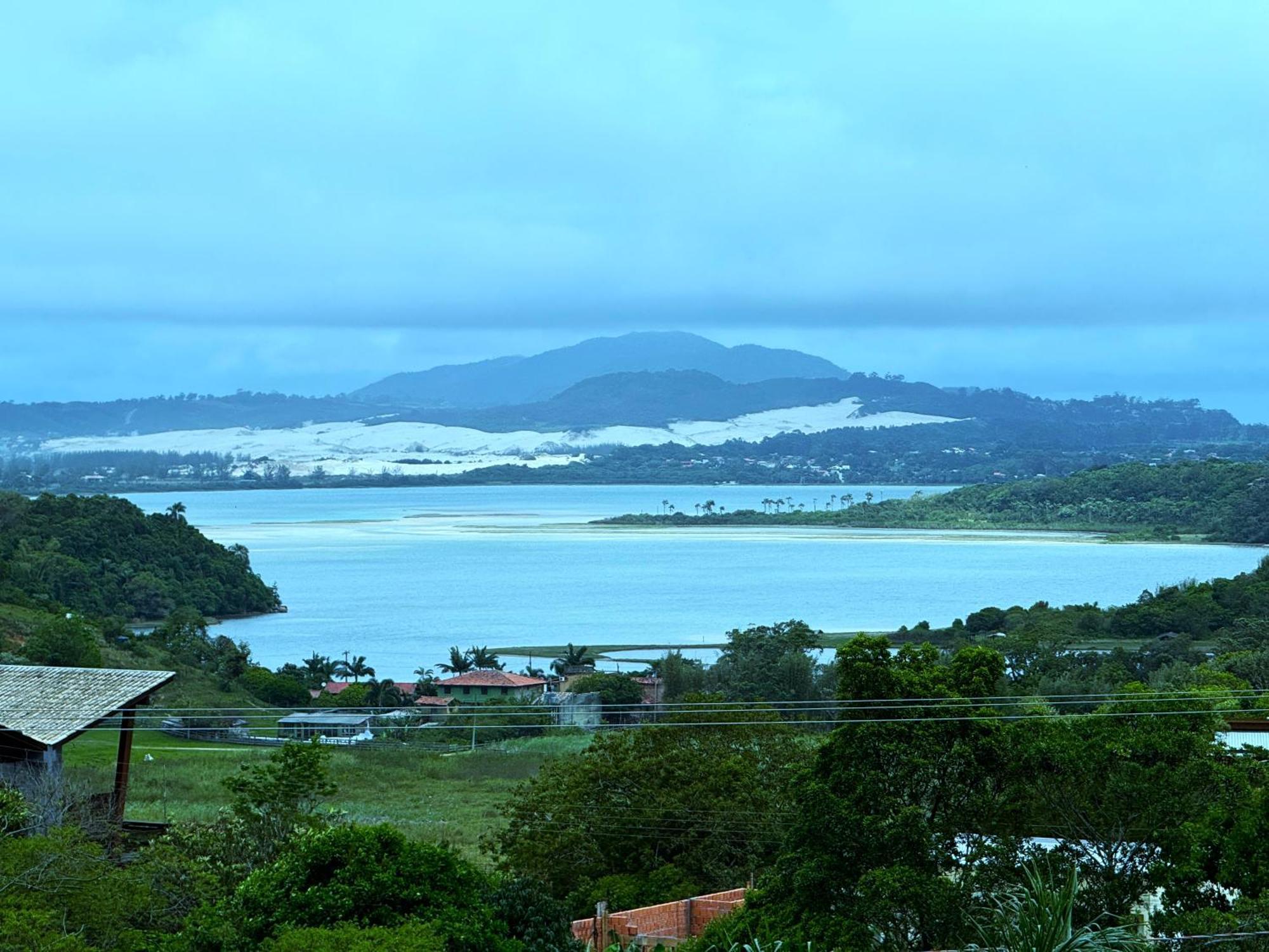 Pousada Casa Morango - Praia Do Rosa - Sc エクステリア 写真